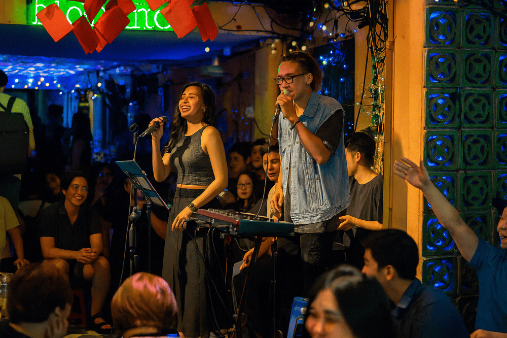 Nhiều tiết mục biểu diễn đường phố hấp dẫn được diễn ra tại phố đi bộ B&ugrave;i Viện